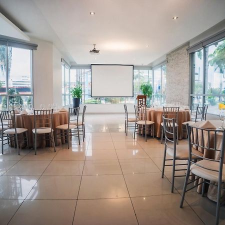 Wyndham Garden Guayaquil Hotel Екстериор снимка