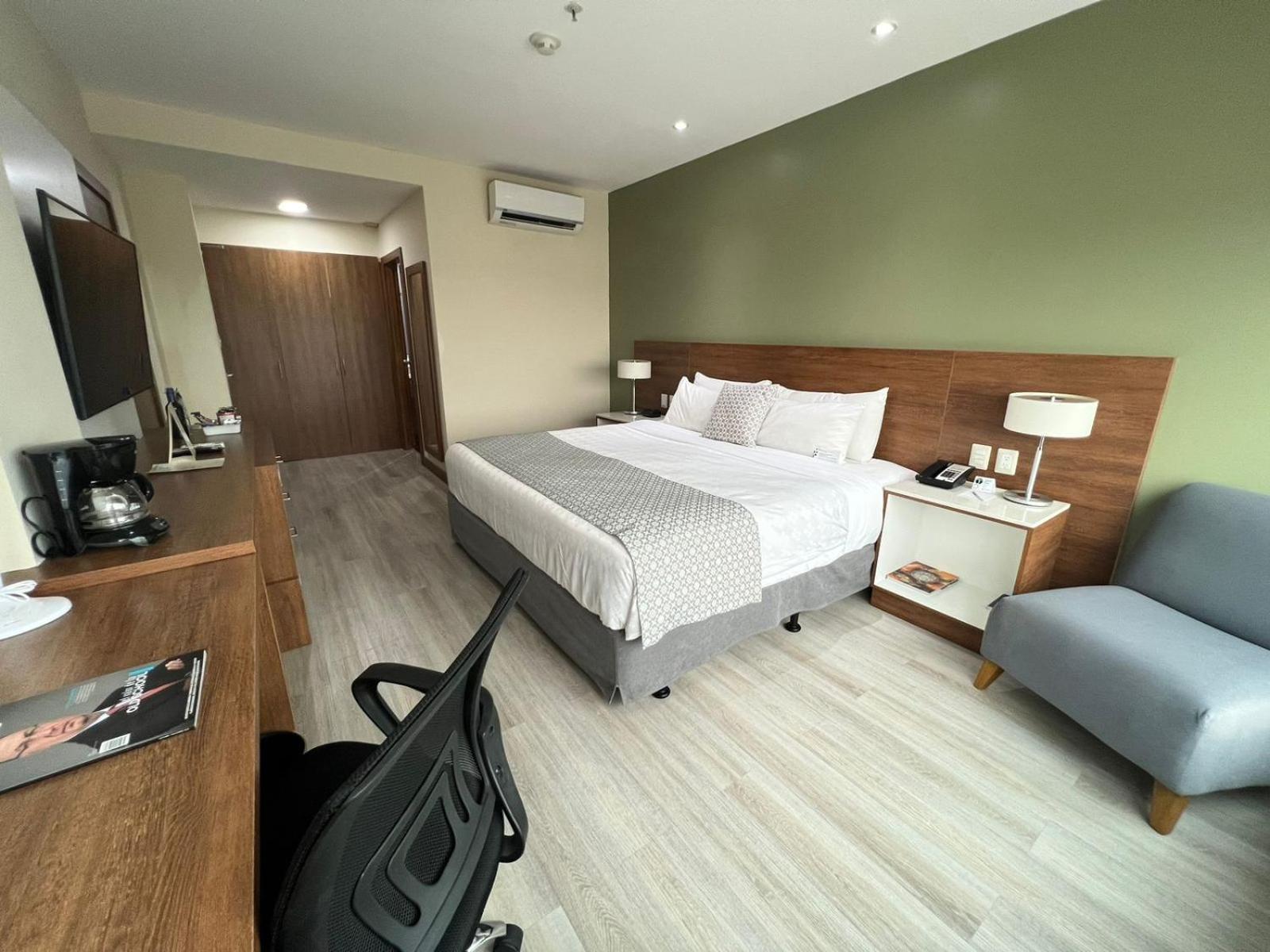 Wyndham Garden Guayaquil Hotel Екстериор снимка