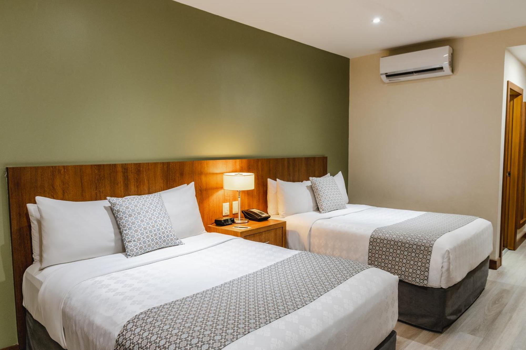 Wyndham Garden Guayaquil Hotel Екстериор снимка
