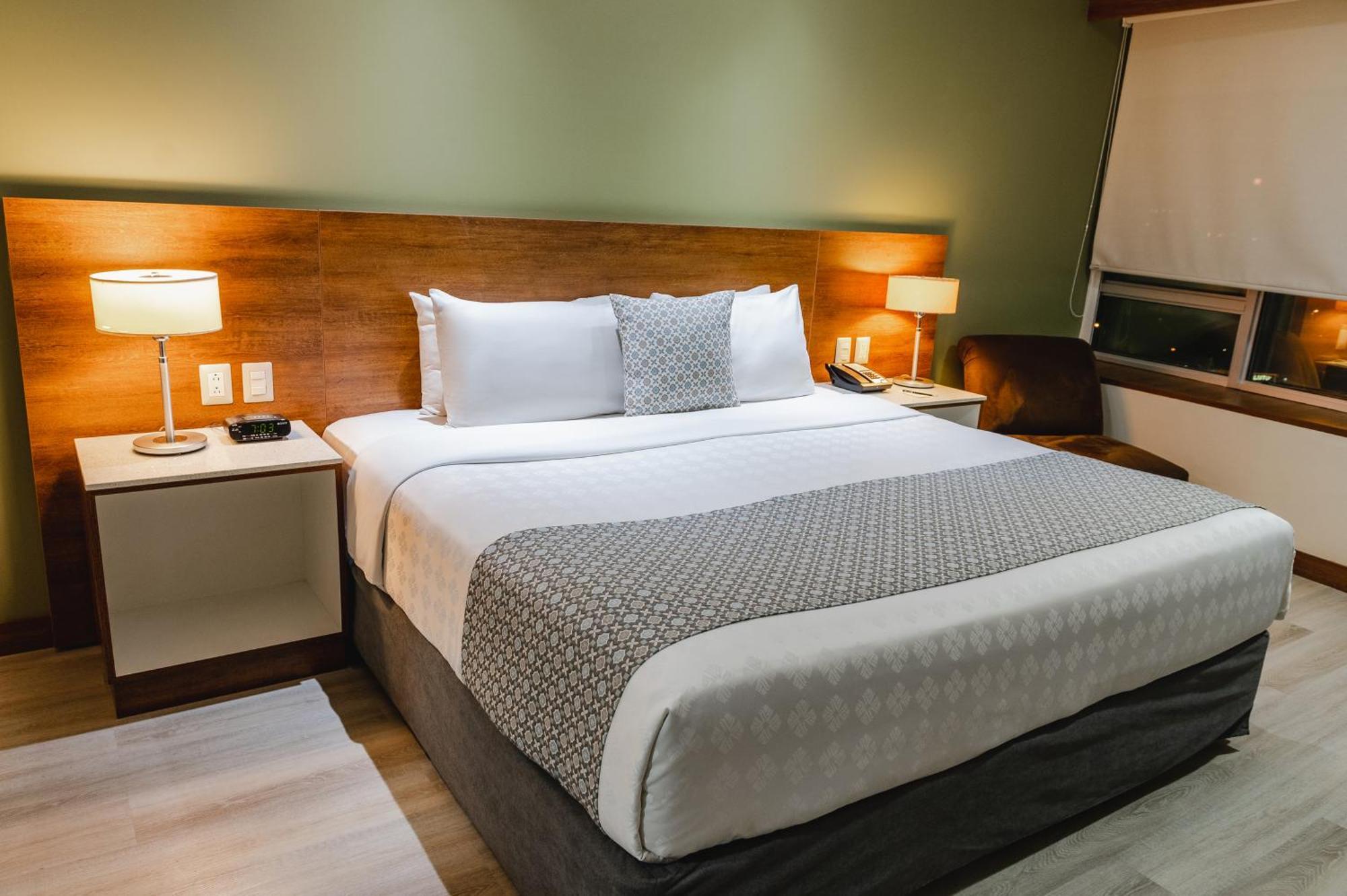 Wyndham Garden Guayaquil Hotel Екстериор снимка