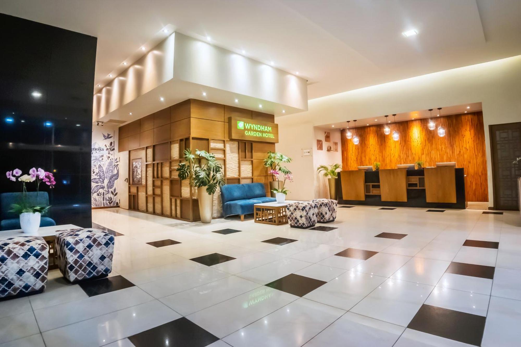 Wyndham Garden Guayaquil Hotel Екстериор снимка