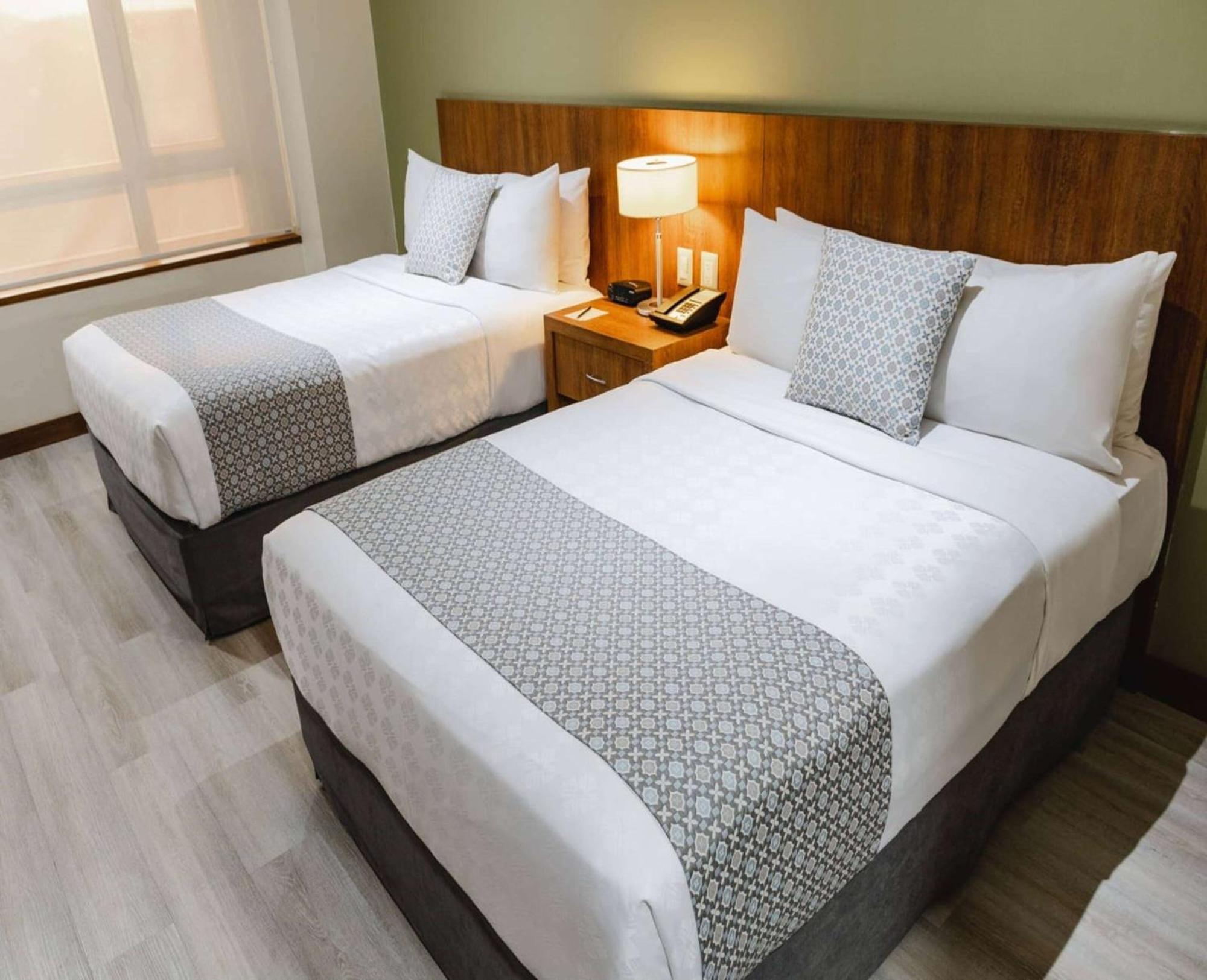 Wyndham Garden Guayaquil Hotel Екстериор снимка